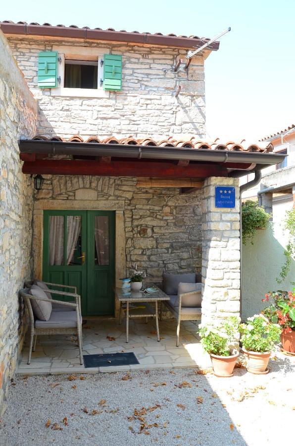 Apartment Duerose Buje Exterior foto